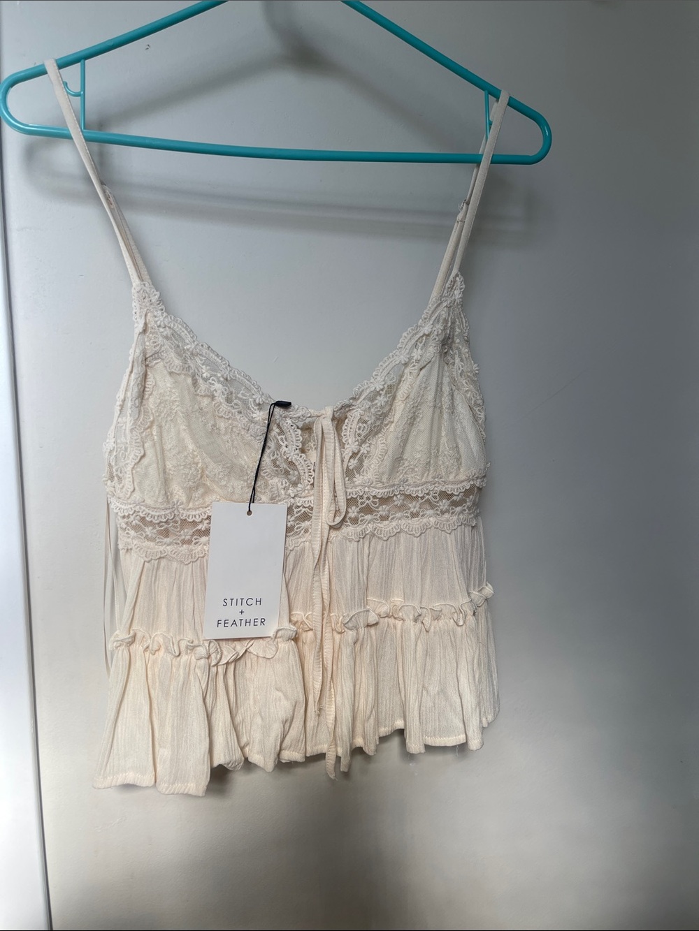 Boutique Cream Lace Trim Tank Top -NWT